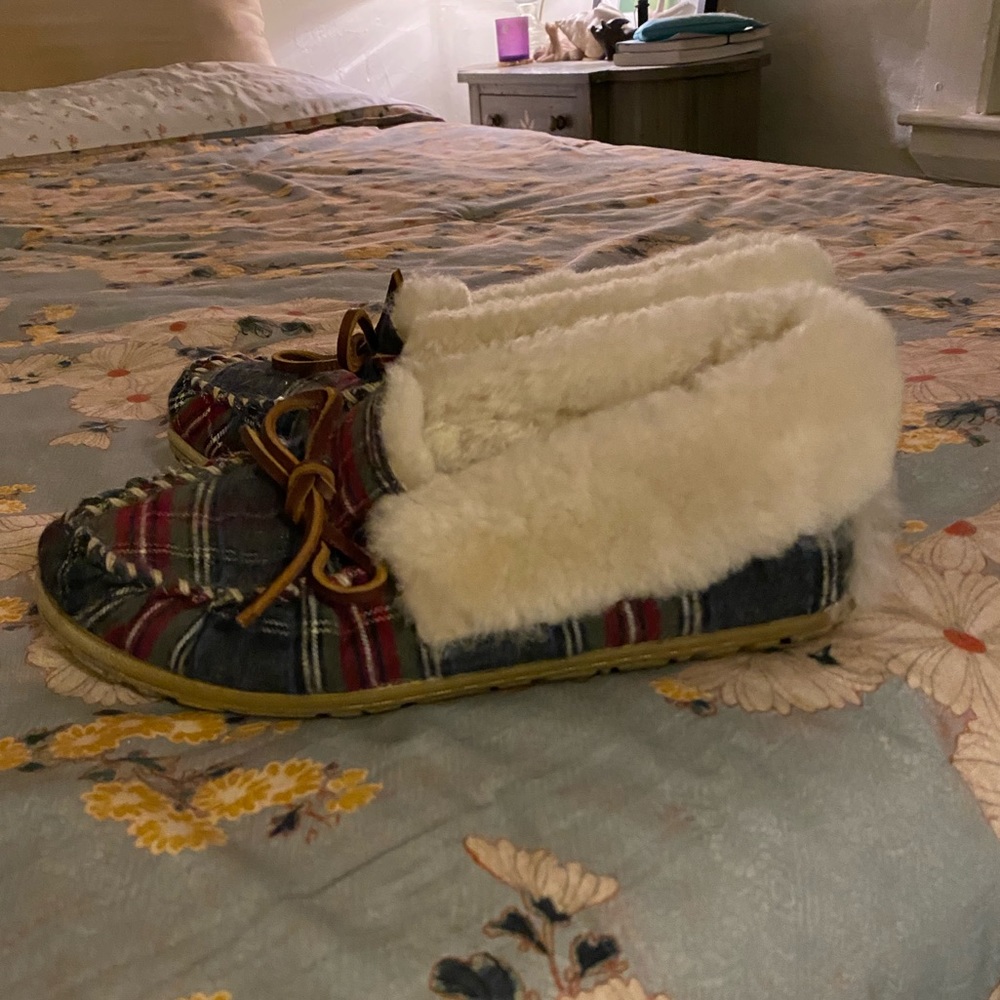 L.L.Bean Wicked Good Moc Slipper Gem